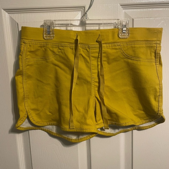 No Boundaries Pants - shorts
